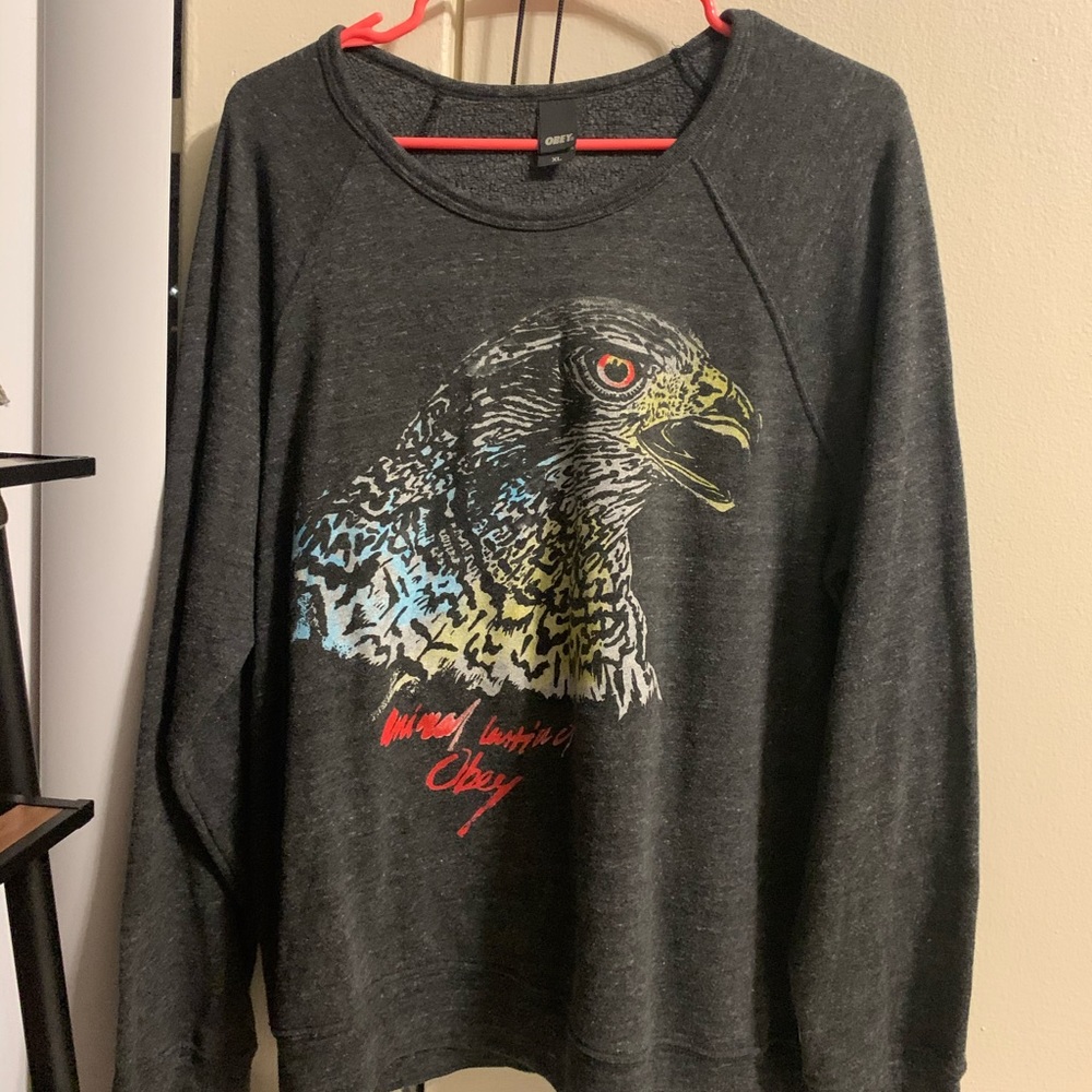 Obey sweater